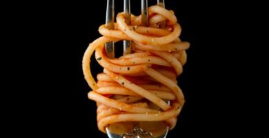 fork with spaghetti